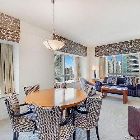 Four Seasons Hotel Miami - Luxury Private Residences Luaran gambar