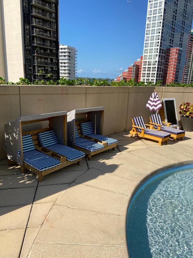 Four Seasons Hotel Miami - Luxury Private Residences Luaran gambar
