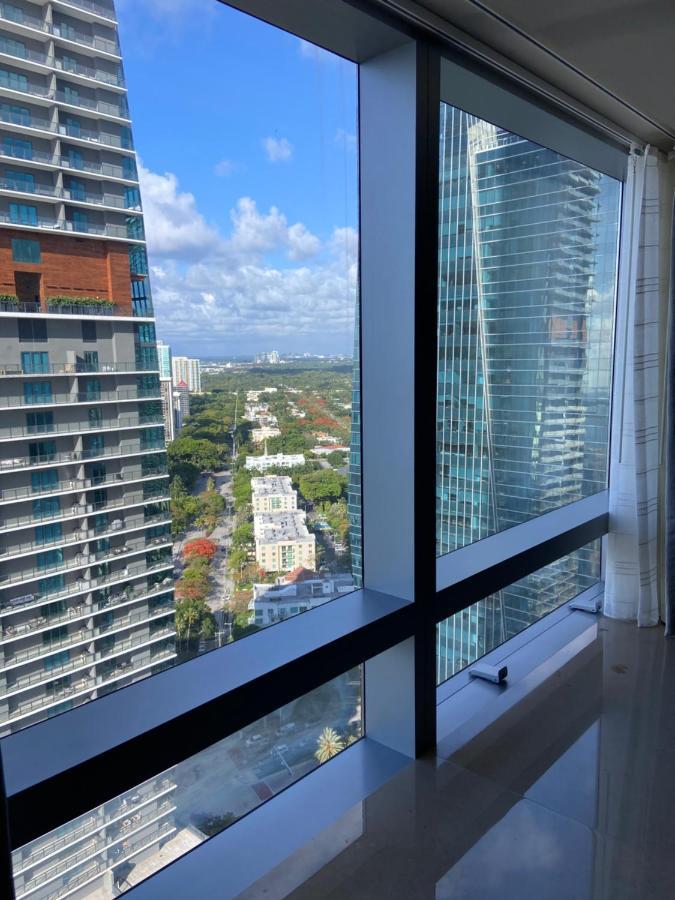 Four Seasons Hotel Miami - Luxury Private Residences Luaran gambar